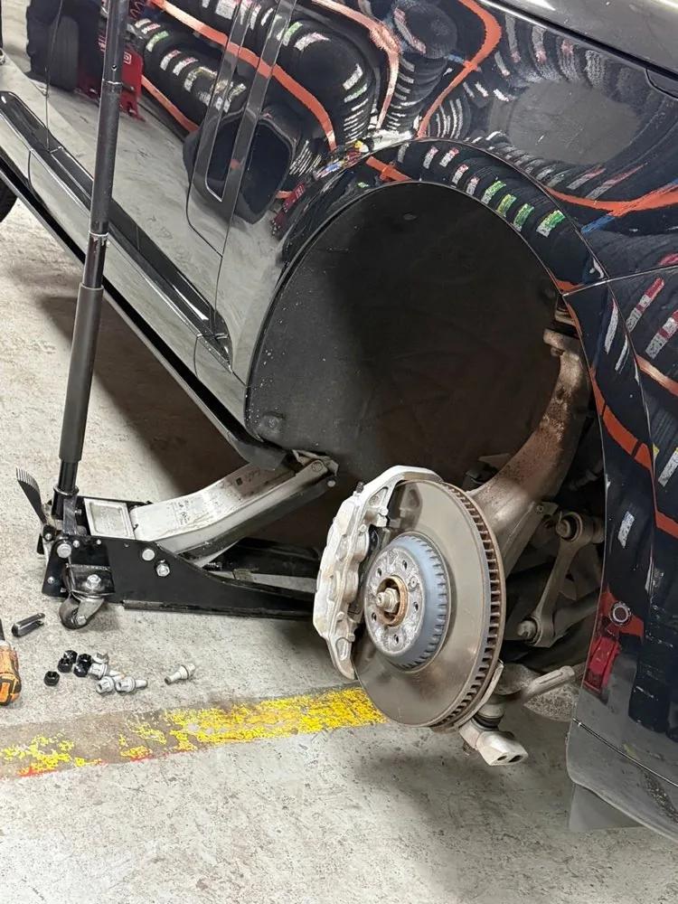 Vehicle diagnostics check at Park Royal Tyre & Alignment Centre