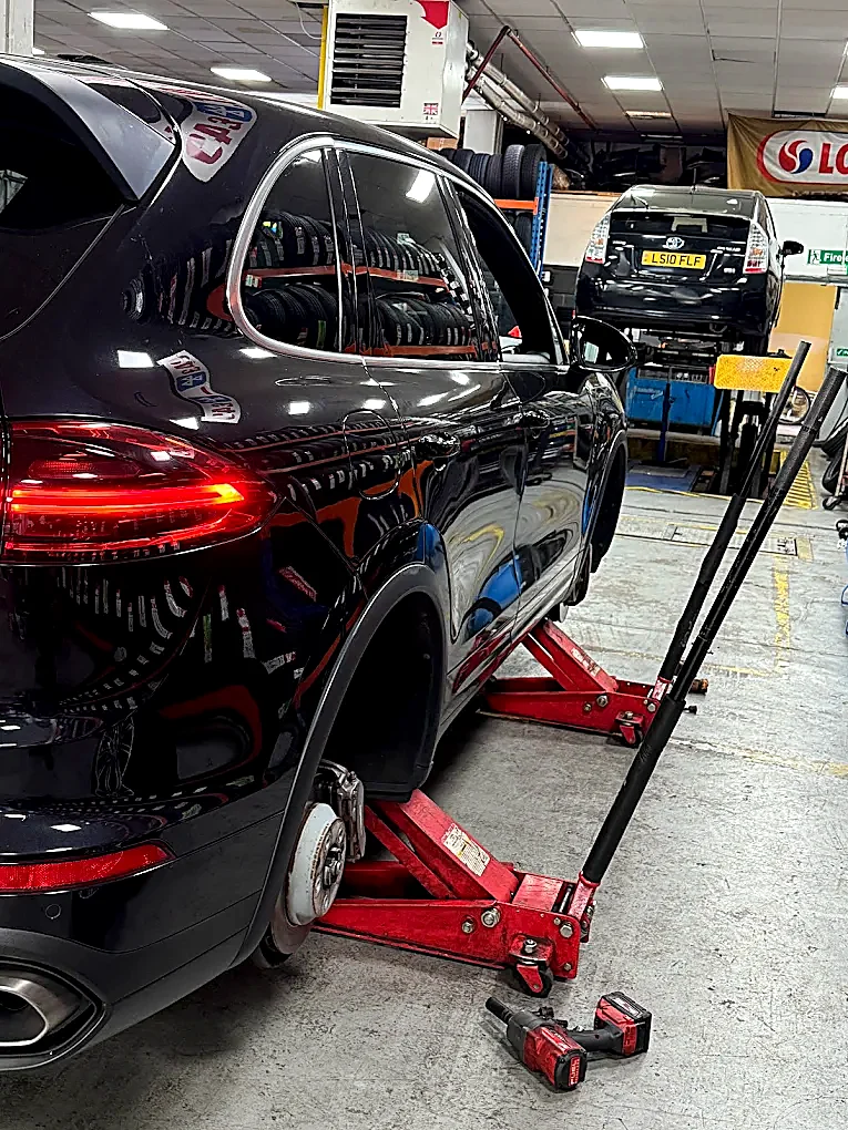 Suspension & alignment at Park Royal Tyre & Alignment Centre