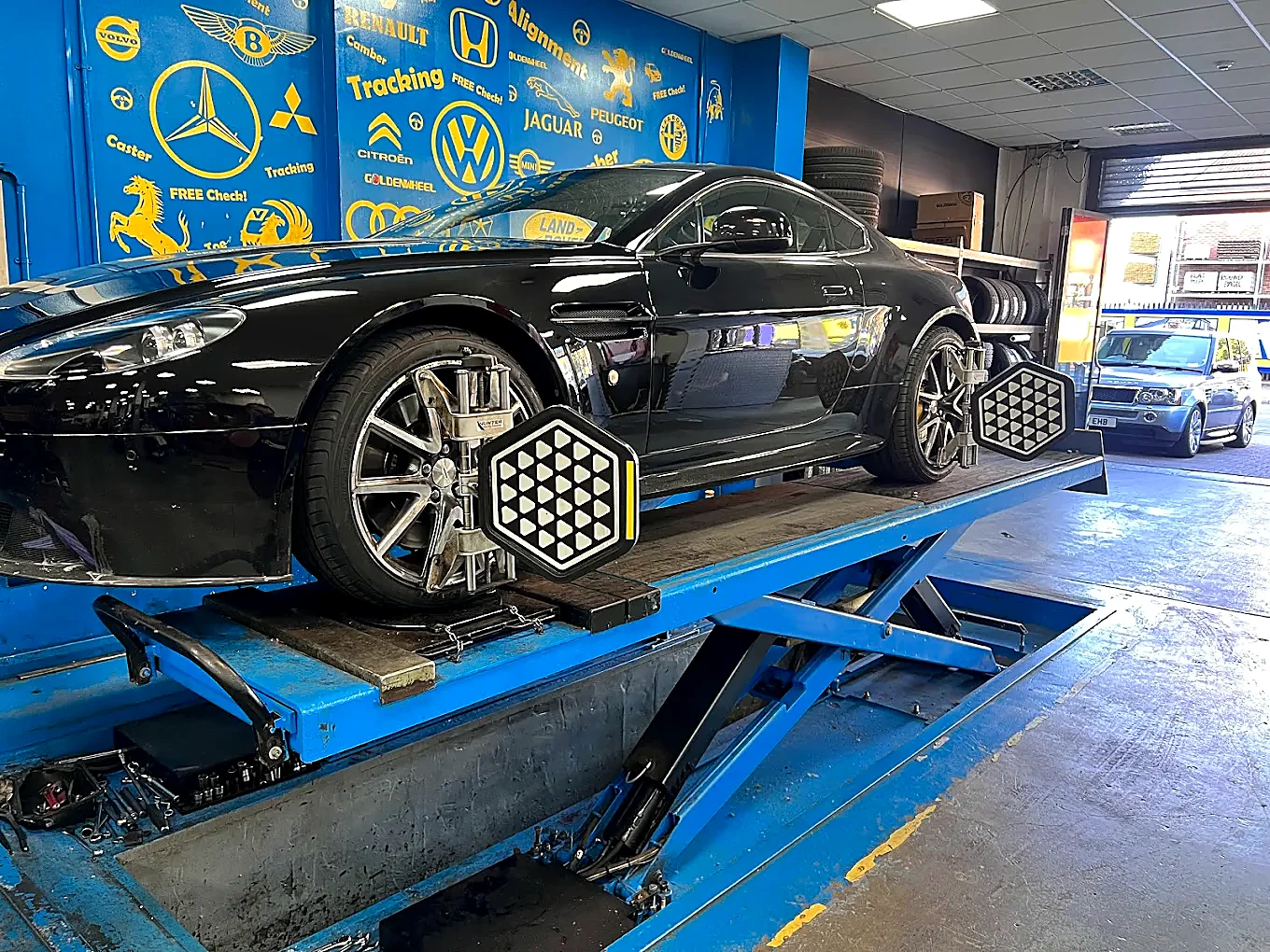 Diagnostics at Park Royal Tyre & Alignment Centre, Park Royal, London